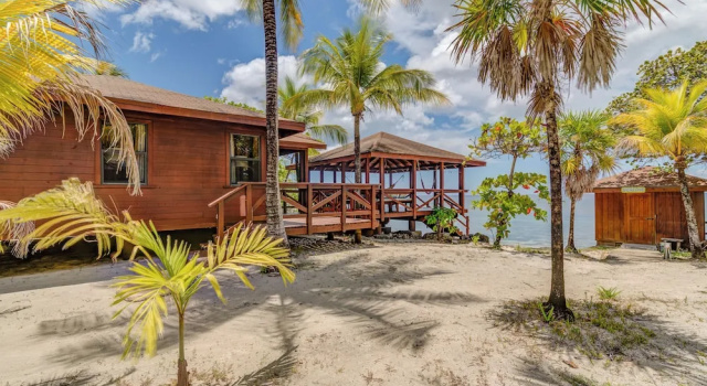 Двухместный номер Superior c 1 комнатой с видом на море Anthonys Key Resort