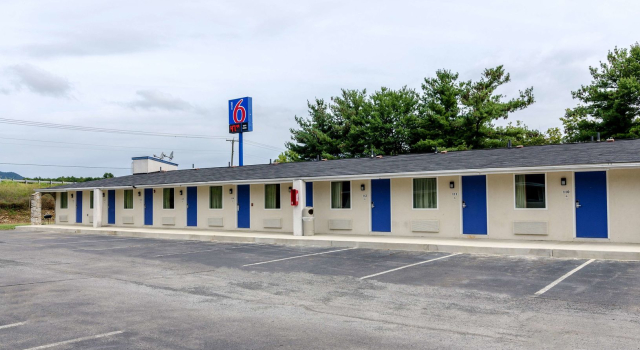 Motel 6 Troutville, VA
