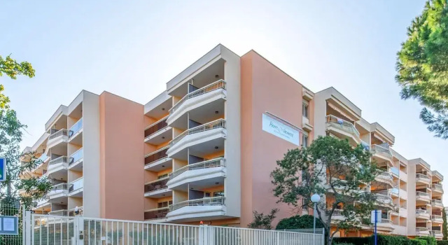 Air-conditioned Studio in Sainte Maxime, Rezervasyon Daire Mimosa Road otoparklı oteller, Otopark