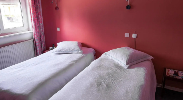 Au Tilleul, Book Hotel  