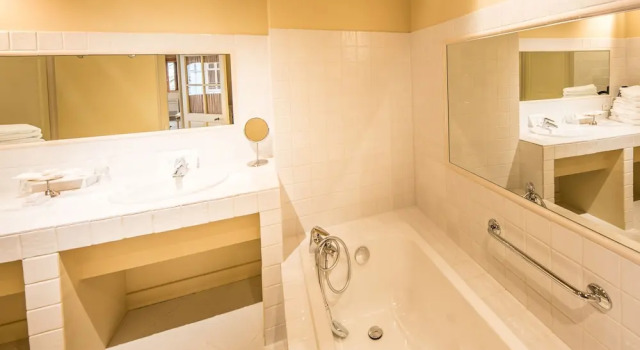 Номер Standard La Maison de Rhodes Hôtel & Spa