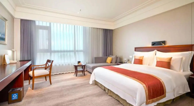 Двухместный номер Standard с видом на озеро Tongli Lakeview Hotel