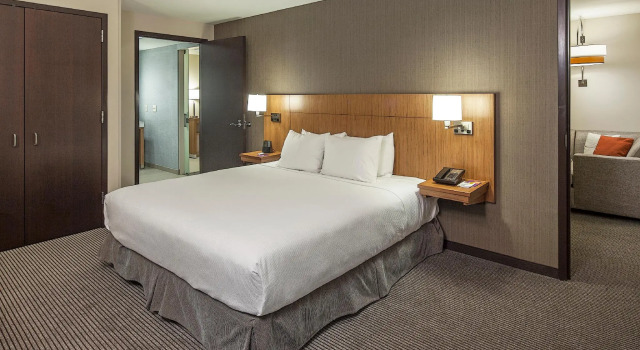 Двухместный люкс Hyatt Place Lincoln/Downtown-Haymarket