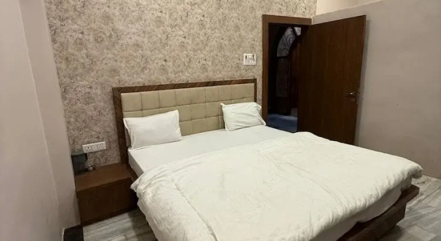 Двухместный номер Deluxe Char Dham Palace