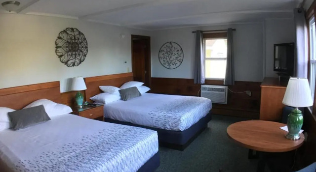 Четырёхместный номер Standard Bay Top Motel