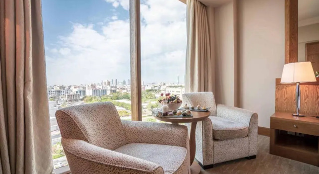 Двухместный номер Luxury Gulf Hotel Bahrain Convention and SPA
