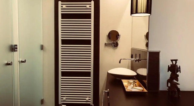 Полулюкс Hotel TraumRaum - "SELF CHECK IN"
