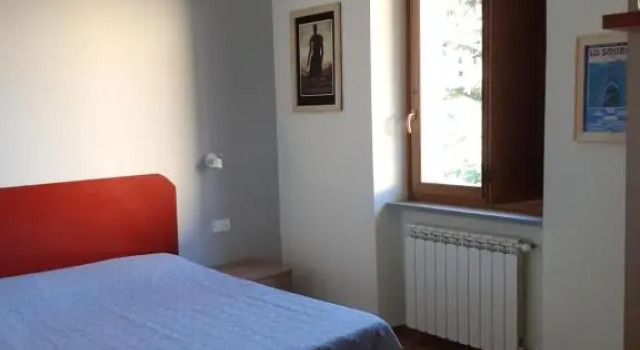 Ciak Affittacamere, Book Hostel / Vandrerhjem Hostels i Lunigiana, Hostel / Vandrerhjem