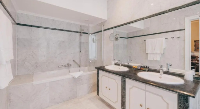 Двухместный номер Deluxe Hotel Manos Premier
