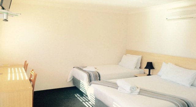 Red Cedar Motel