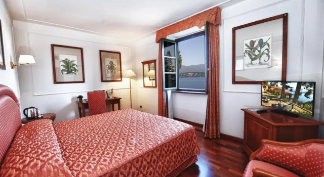 Номер Deluxe Relais Casali della Cisterna