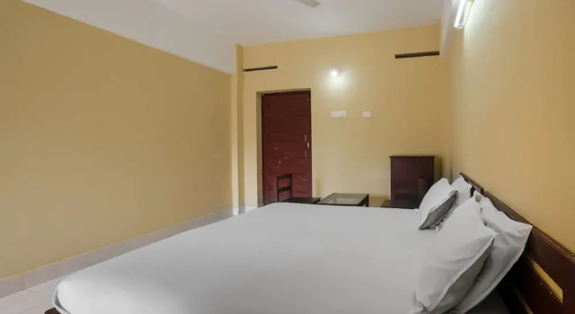 Sangamam Tourist Home By Oyo Rooms, Забронировать Отель Отели штата Кералы с парковкой, Парковка