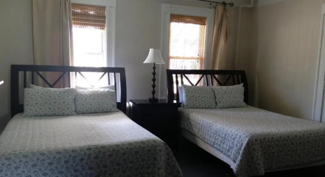 Люкс Deluxe Coast Village Inn & Cottages