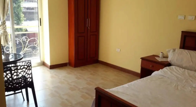 20/20 Guest House