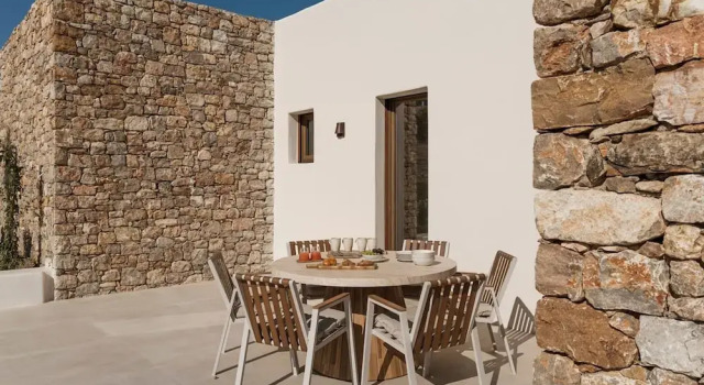 Villa Noemia, Rezervovat Vila Isterni Paros