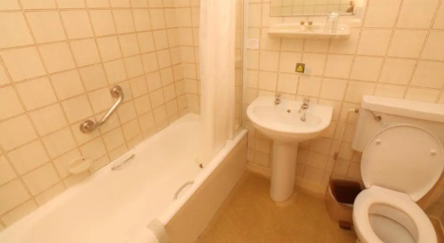 Трёхместный номер Standard The Esplanade Hotel