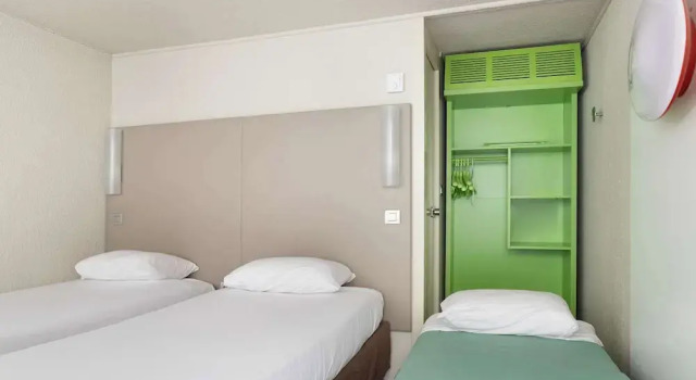 Трёхместный номер Standard Hotel Morangis Orly