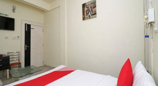 OYO 24119 Hotel Rama Krishna