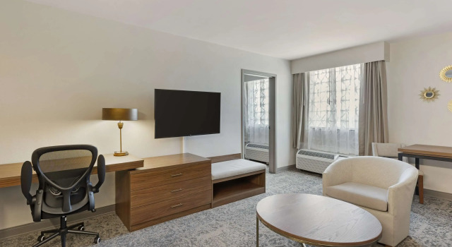 Двухместный люкс Best Western Plus The Charles Hotel