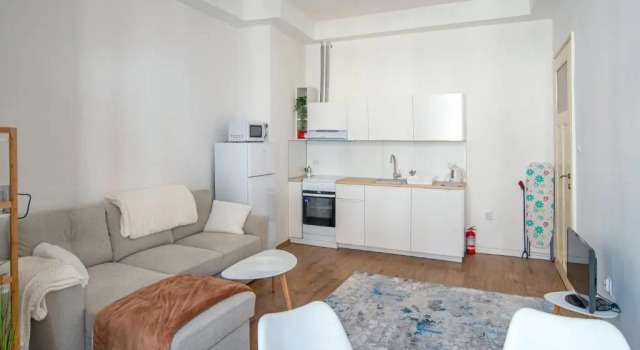 Апартаменты Supreme Luxury Top Central 1 Bedroom Apartment