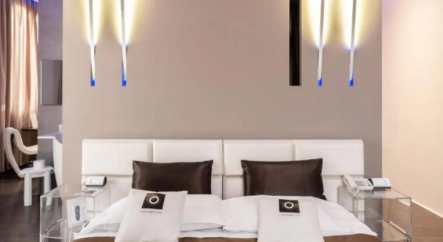 Двухместный люкс с балконом Le Camp Suite & Spa