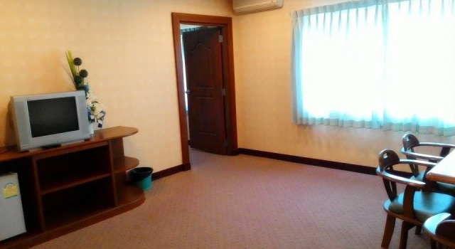 KP Hotel Udonthani, 预订 酒店 Kumphawapi 泰国