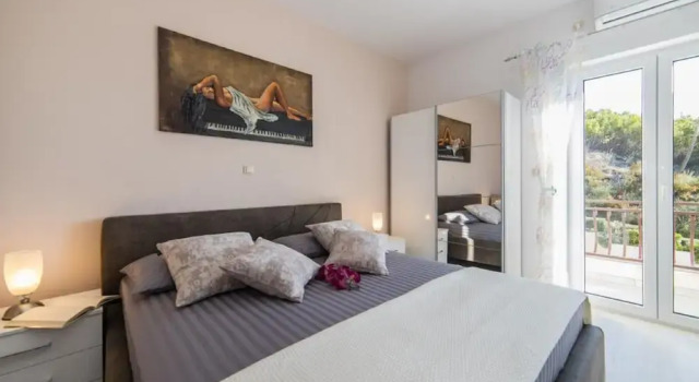 Apartment Tafra 2, Забронировать Апартаменты/квартира Омиш Окрестности Сплита