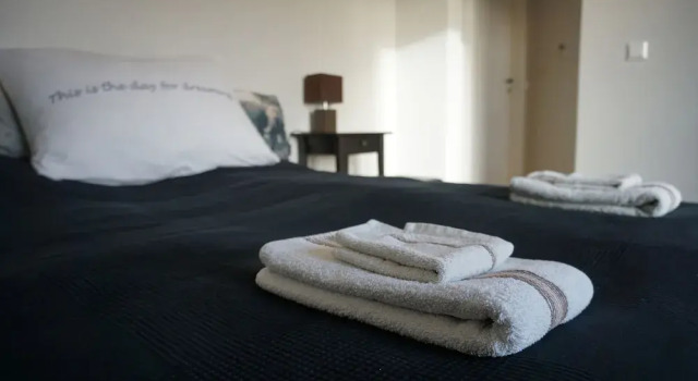 Dugneberg, Rezervați Hotel Karmoy 