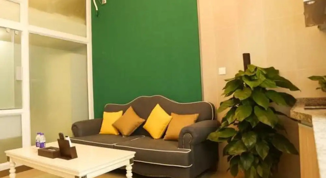 Апартаменты She&He Apartment Shenzhen University