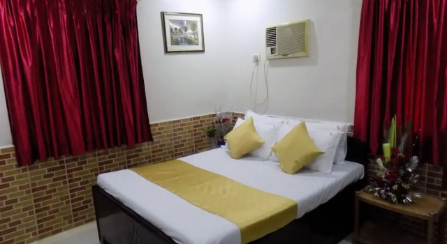Hotel Ruyale Inn