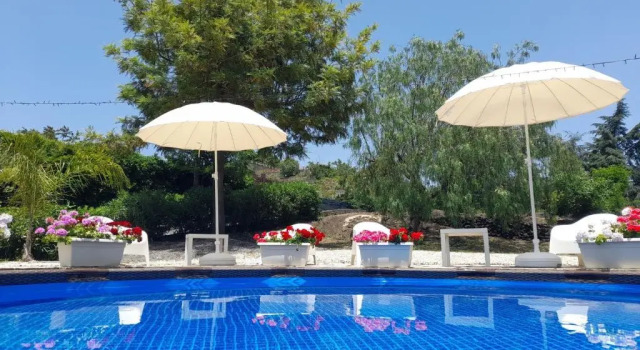 Люкс B&B BOUTIQUE DI CHARME "ETNA-RELAX-NATURA"