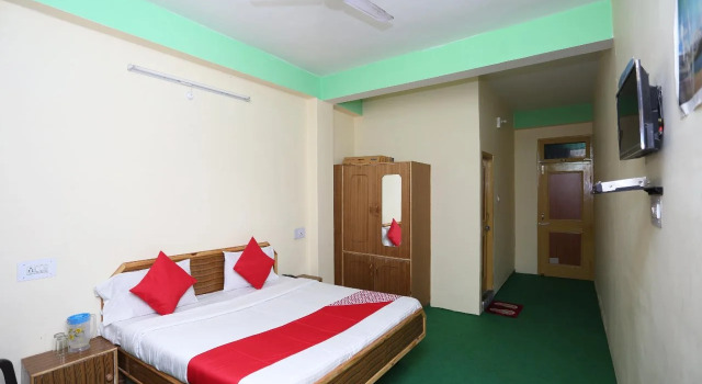 Jasmine By OYO Rooms, Забронировать Отель Куллу штат Химачал-Прадеш