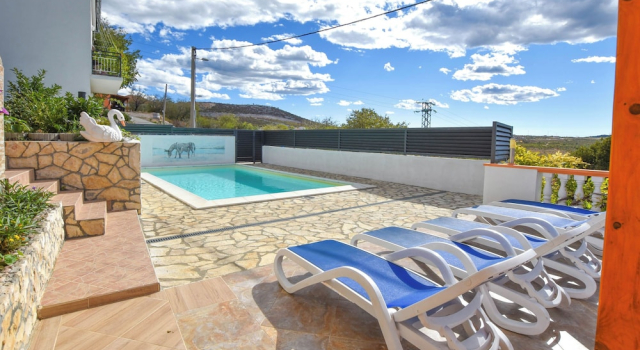 House Rovana