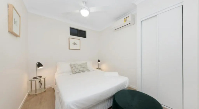 The Strand - 2BR Unit with Wifi and Beach