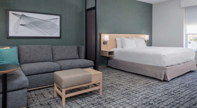 Hyatt Place Charlotte/University Research Park