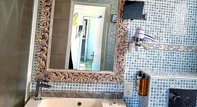 Номер Comfort Hôtel La Villa Juan Beach