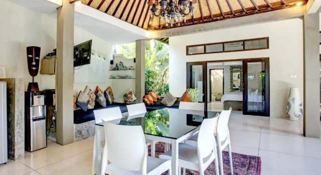 Вилла Villa Sitara, Sitara Villa Group