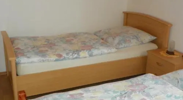 Ferienwohnung am Weissenstädter See, Varaa Huoneisto Hotellit Baijeri pysäköinnillä, Pysäköinti