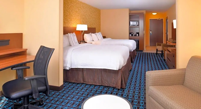 Люкс Fairfield Inn & Suites by Marriott Martinsburg