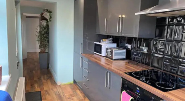 Коттедж Bamber House - Large Modern Home & Perfect Location
