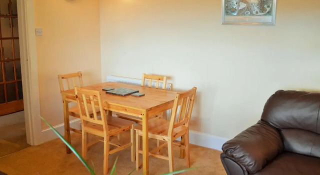 Коттедж Hazel Bank Villa Apartment