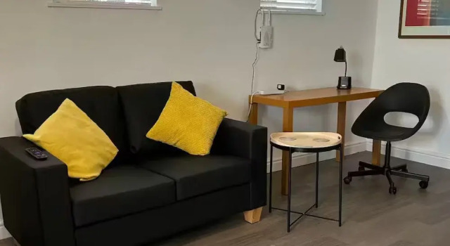 Номер Deluxe Stunning 1BR Apt in Central Cheltenham