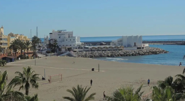 Апартаменты Ole Playa 6A, Beach Front - A pie de Playa, Sea Views - Vistas al Mar, Parking, Puerto Marina