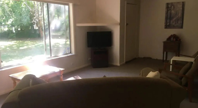Апартаменты Ovensview On Riverside