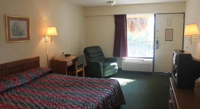 Stay Inn And Suites, Prenota Hotel Valdosta Georgia