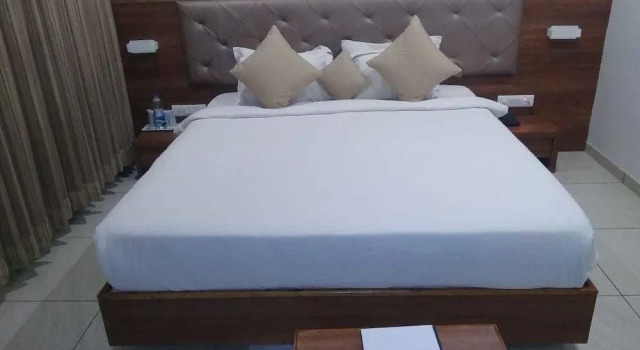 The Grand Vardhman Hotel, Varaa Hotelli Morbi Industrial Area 