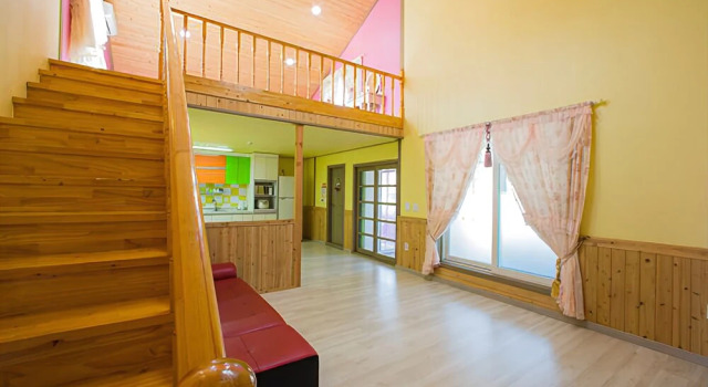 Ganghwa Pink House Pension