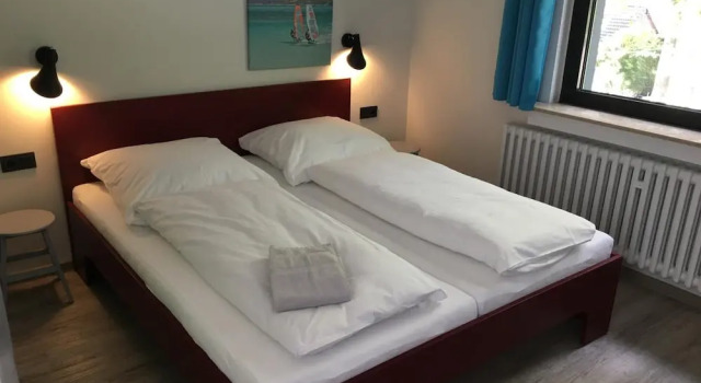 Xotel, Забронировать Отель Отели Ксантен с парковкой, Парковка