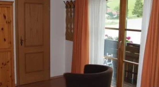 Haus Helga, Prenota Hotel Hotel a Tirolo con parcheggio, Parcheggio
