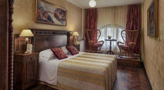 Двухместный номер Standard с видом на канал Hotel Galleria